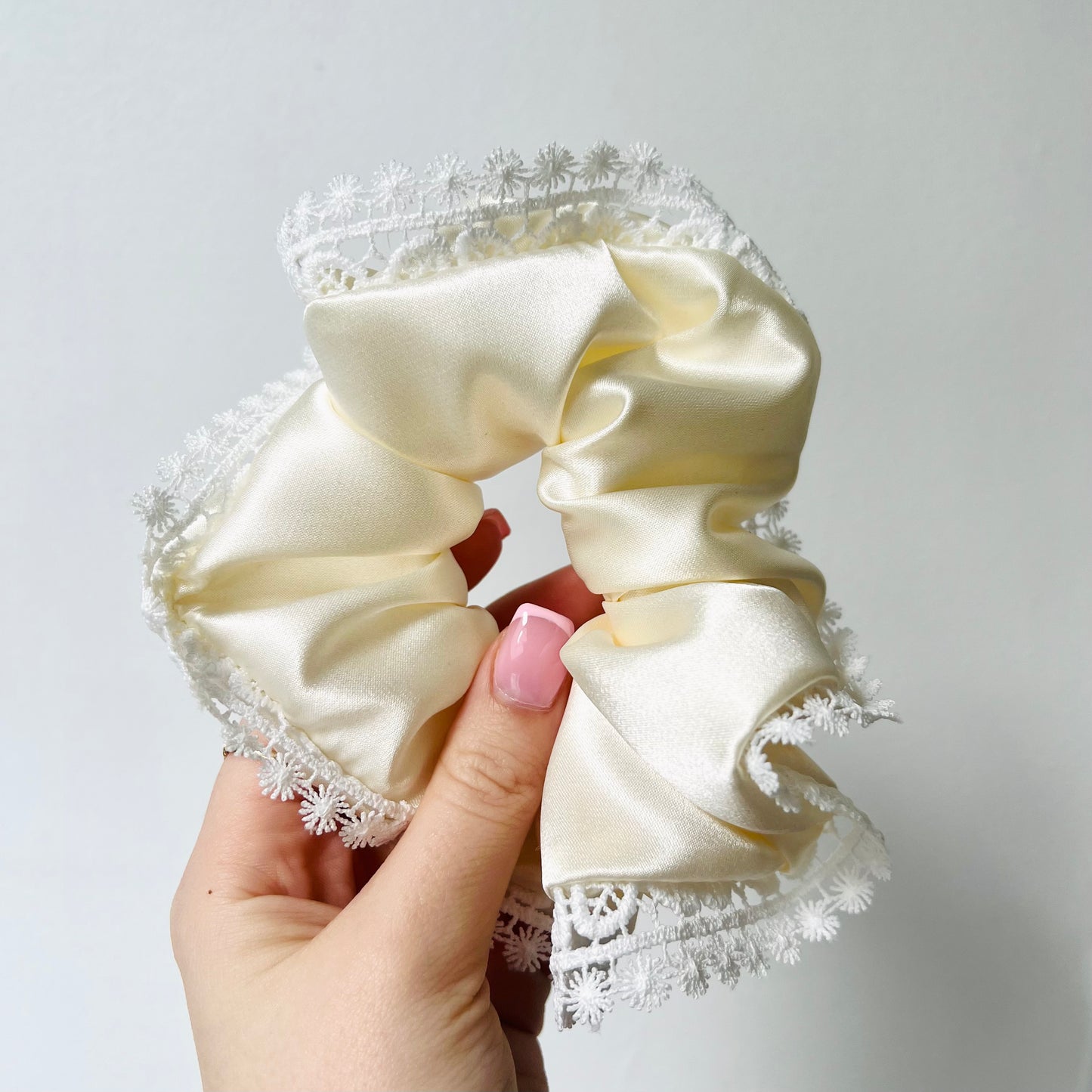 Elegance Lace Oversized