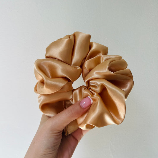 Sand Oversized Scrunchie