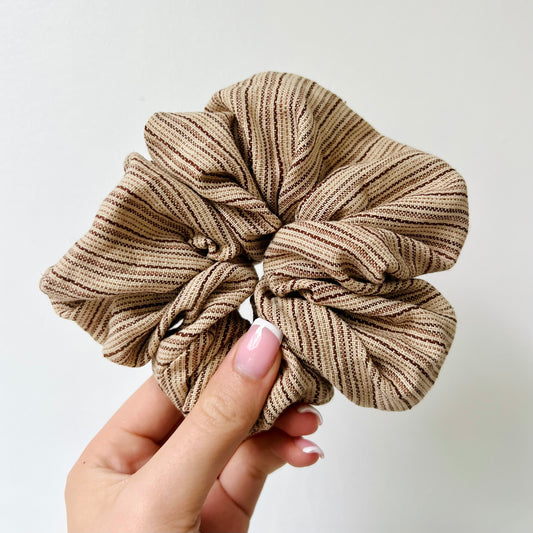 Seashell Oversized Scrunchie