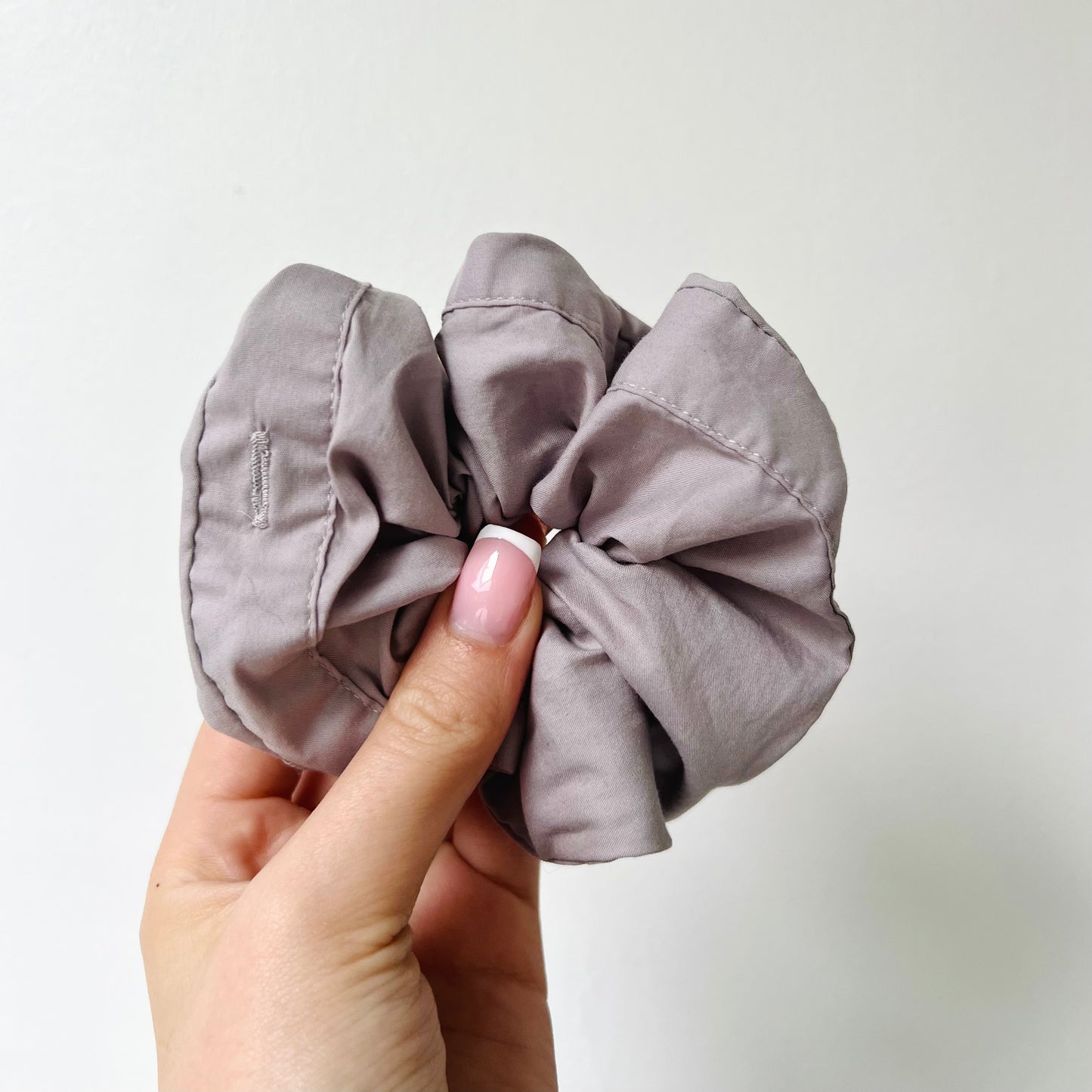 Guess Mini Scrunchie